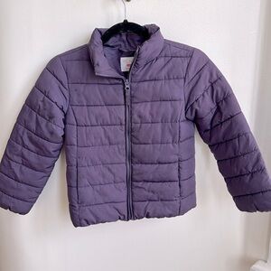 Girls Children's place down coat. Soft and comfortable.